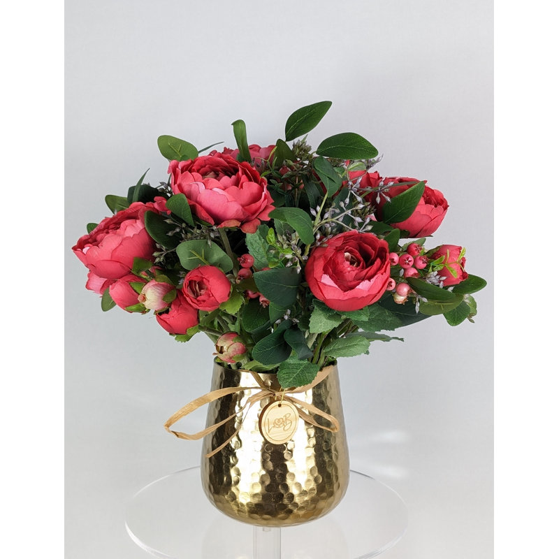 Arrangement de renoncule en pot