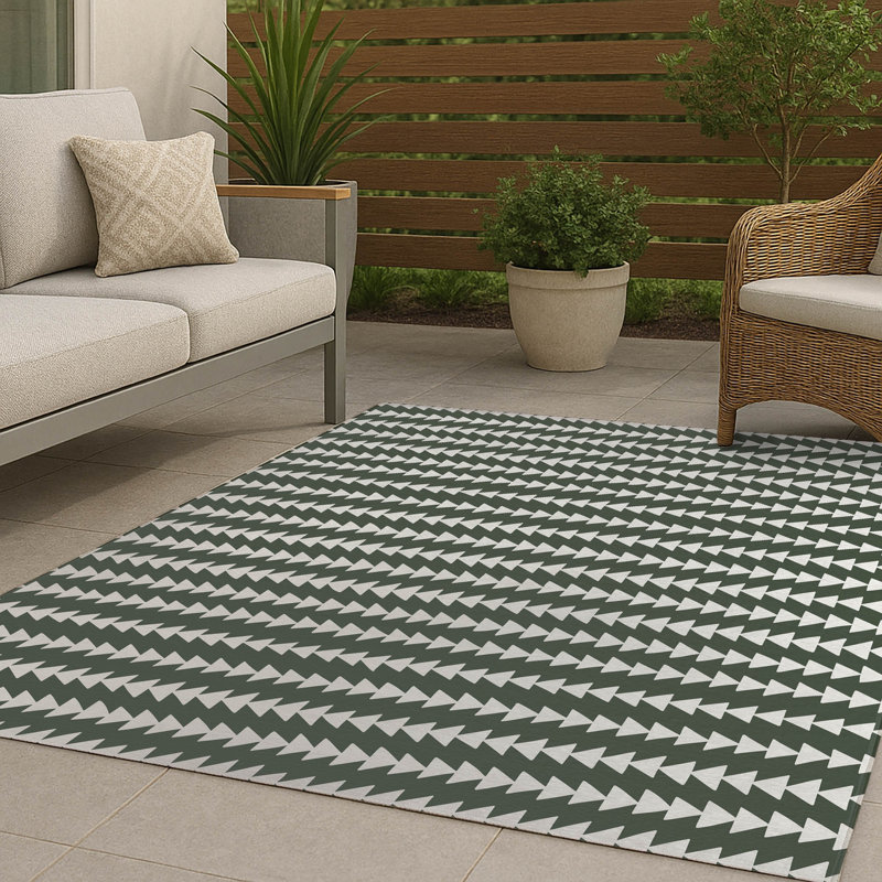 Tribal Arrows Non-Slip Outdoor Rug, Rectangle 4' x 6'