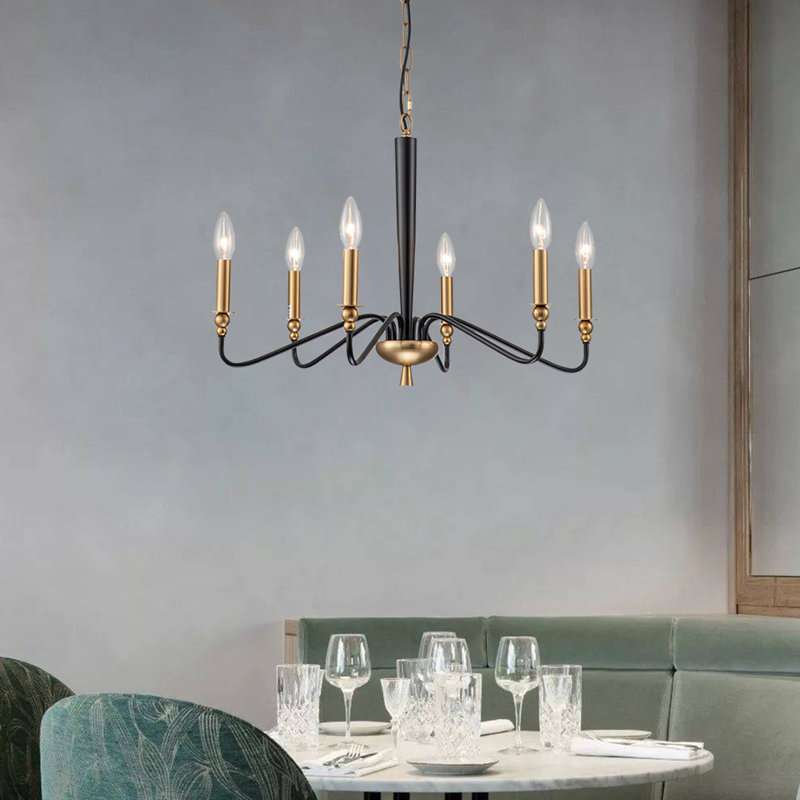 Lustre classique à 6 lumières de style bougie Yerger, Noir / or