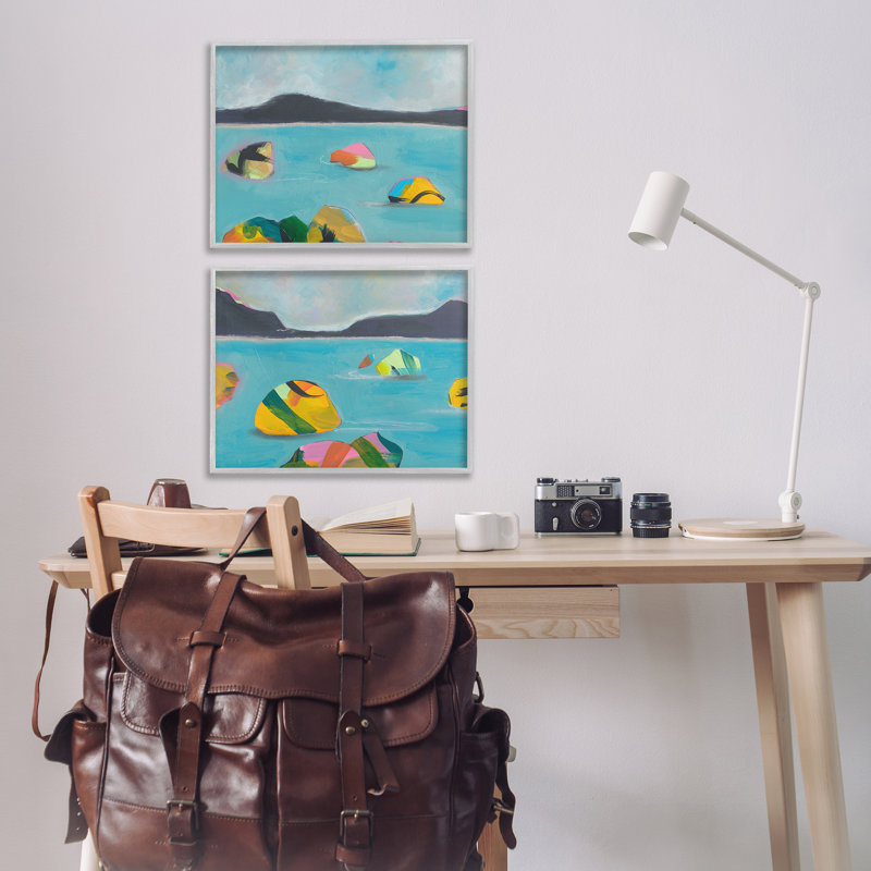  «Beach Buoys in Sea», ensemble de 2 estampes numériques par Jan Weiss, H 16 po x l 20 po, Estampe numérique Farmhouse