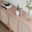 Meuble télé rose simple et créatif