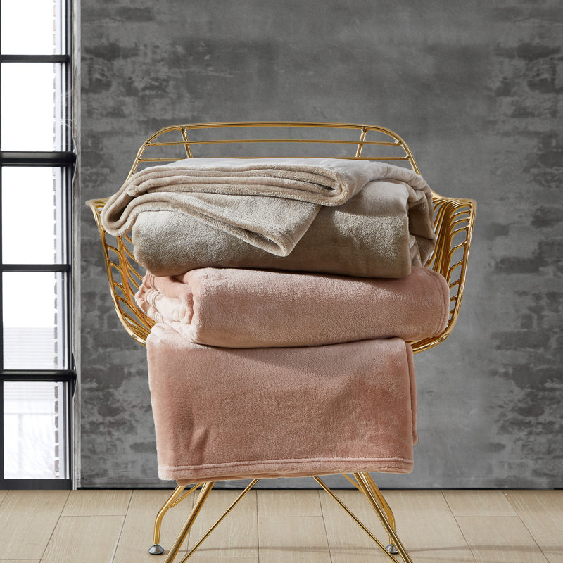 Full Ultra Soft Pink Fleece Blanket