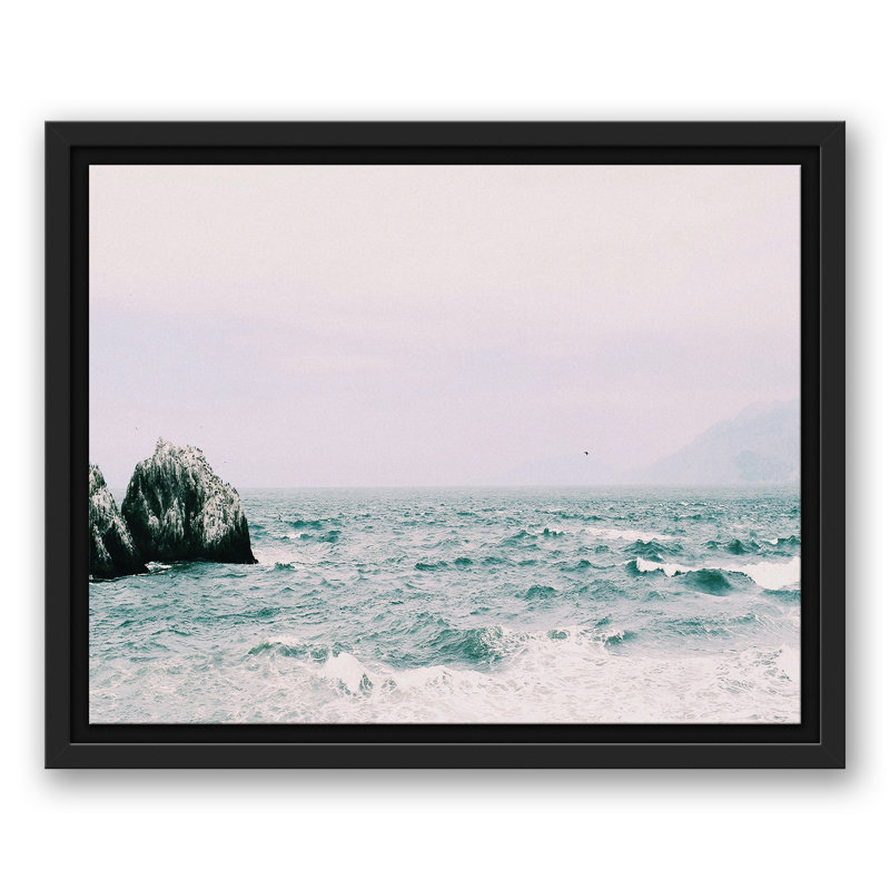 Pacific Coast, reproduction d'art sur toile encadrée, H 12,75 po x l 15,75 po