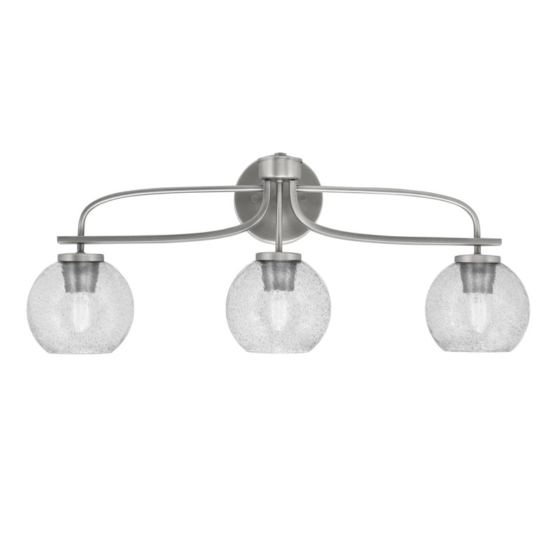 Barre d'éclairage de salle de bain 3 lumières Cavella au fini graphite avec verre fumé de 5,75 po