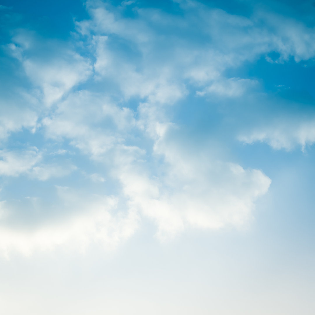 Fluffy White Clouds von Jeja - Druck ohne Rahmen auf Leinwand