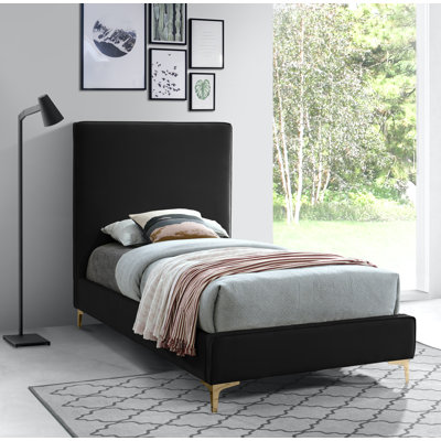 Upholstered Platform Bed