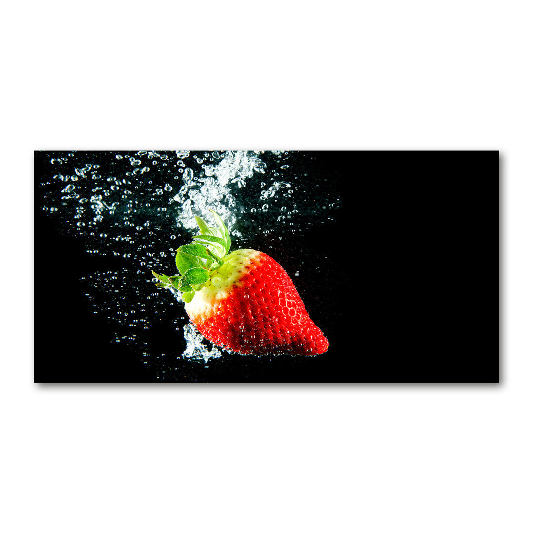 Glasbild Strawberry Under Water