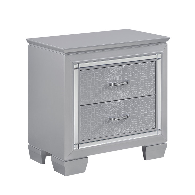 Oscar 28'' W Nightstand, Silver