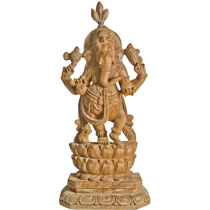 Lord Ganesha dansant sur un lotus