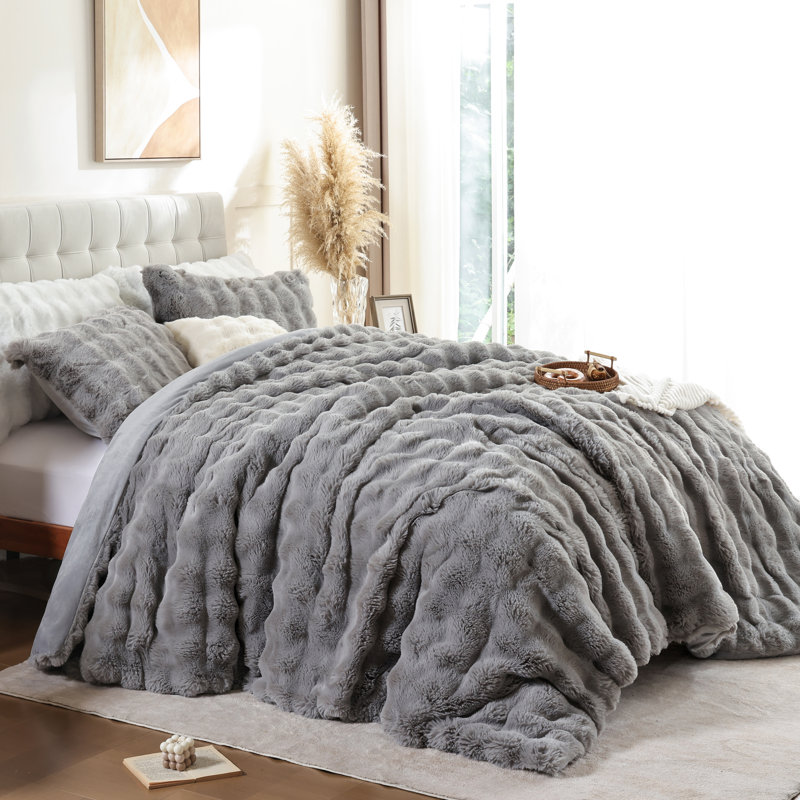 Ensemble d'édredon Fluffy 3 pièces - édredon en fausse fourrure ultra doux et chaud avec deux taies d'oreiller pour l'hiver