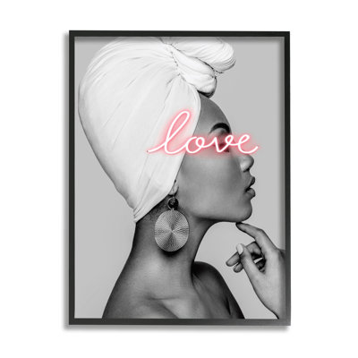 "Woman Portrait", rose, phrase d'amour encadrée sur bois par Incado