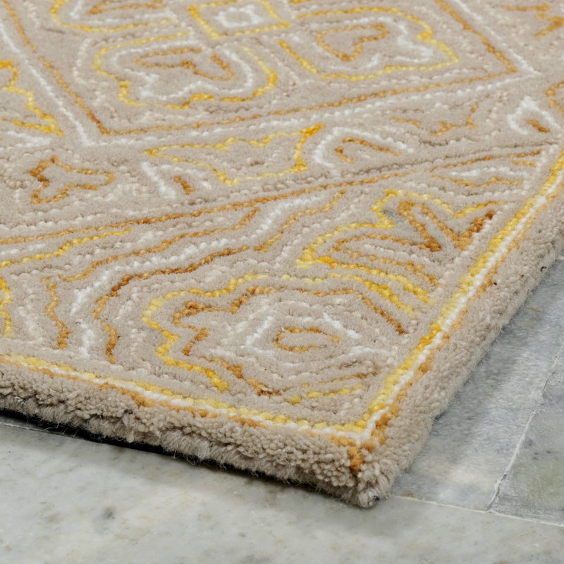 Rhodes Hand-Tufted Cut/Loop Pile Textured Medallions Wool Rug, 5'6" x 8'6"