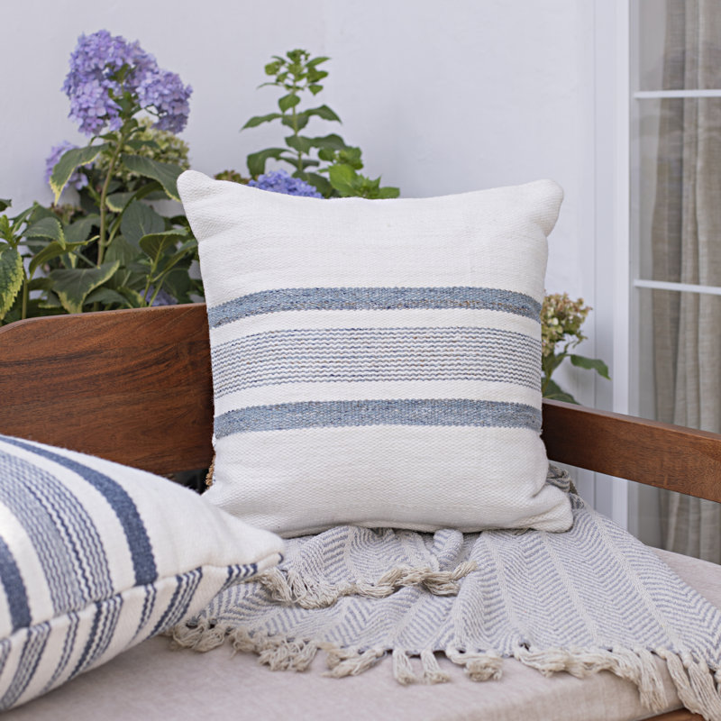 Housse de coussin intérieure / extérieure réversible tissée à la main Hendrum Coastal, polyester, Bleu / blanc