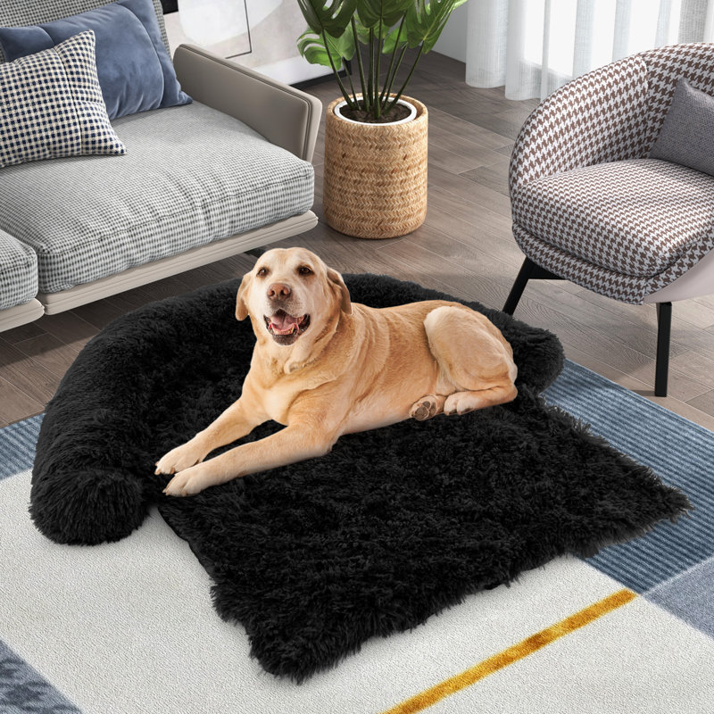 Arrigo Carpet Pet Bed, Black, 18cm H x 120cm W x 115cm D