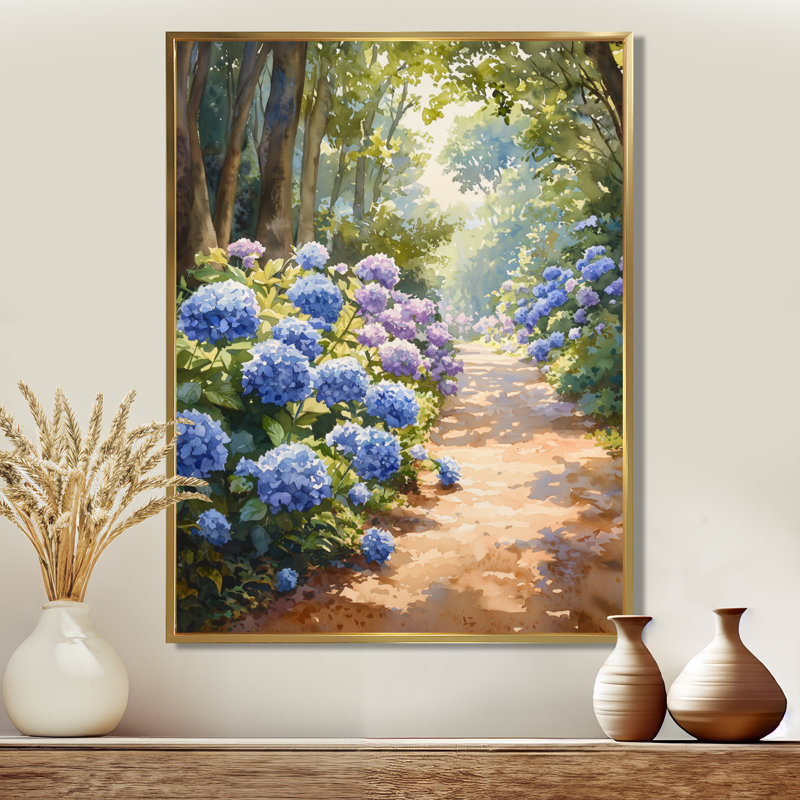 Hydrangeas in the Garden Path II - Hydrangea Wall Art for Living Room, H 20 po x l 12 po, Impression encadrée flottante, Doré