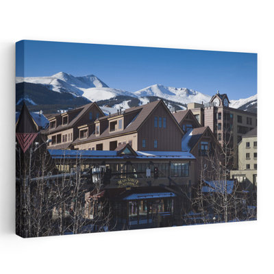 Bâtiments à Main Street Station, Breckenridge, Colorado, États-Unis, art contemporain abstrait, art mural