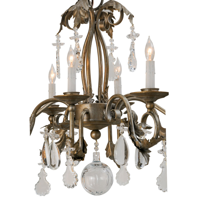 Nantucket 8 - Light Chandelier