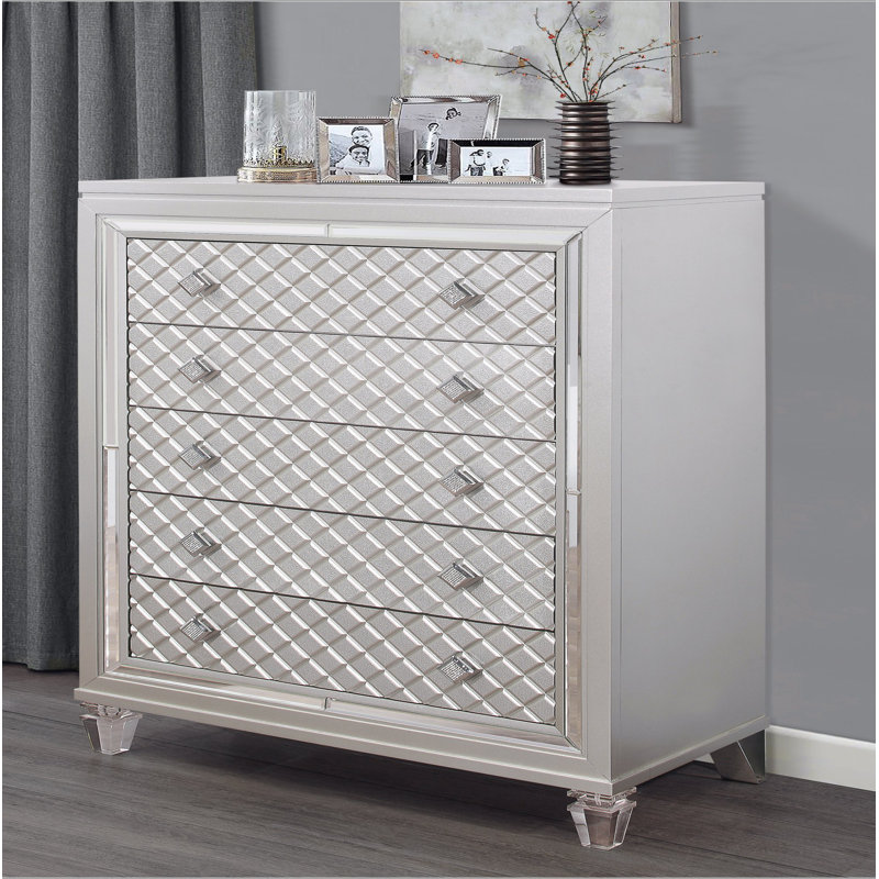 Commode en croix