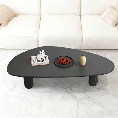 Table basse moderne, simple et créative