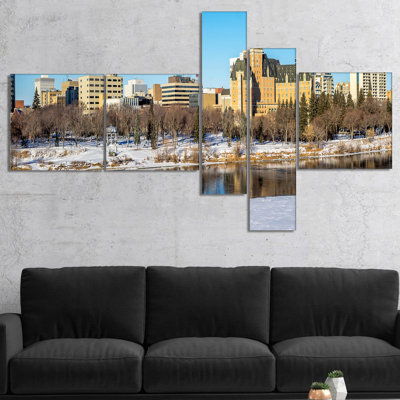 " Saskatoon Skyline "