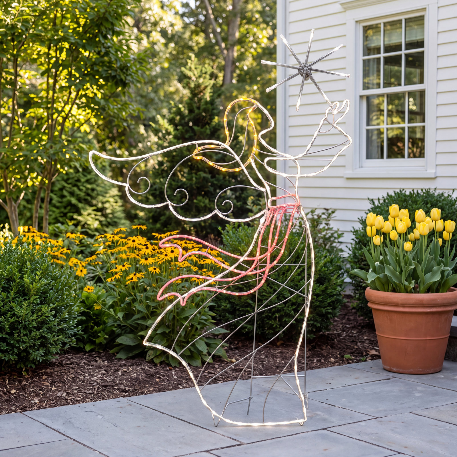 Lighted Outdoor Display