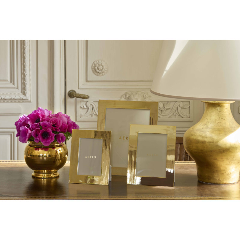 Lenora Frame - 8 X 10, 8" W x 10" H