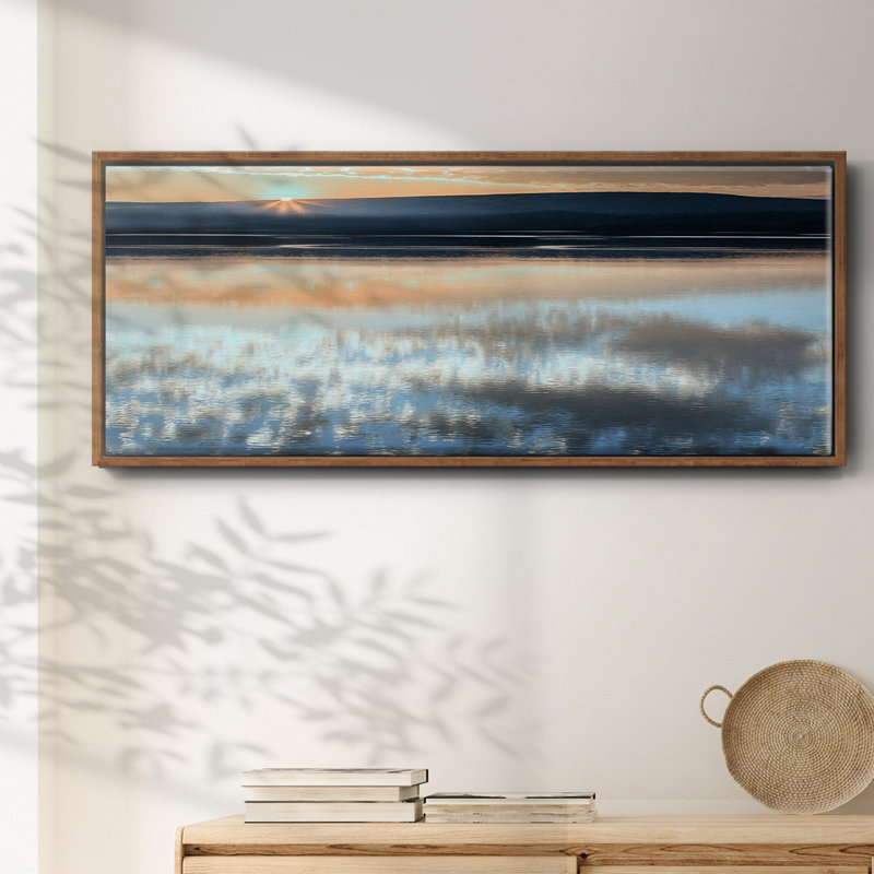 Serene Sunrise - toile encadrée, H 20 po x l 50 po