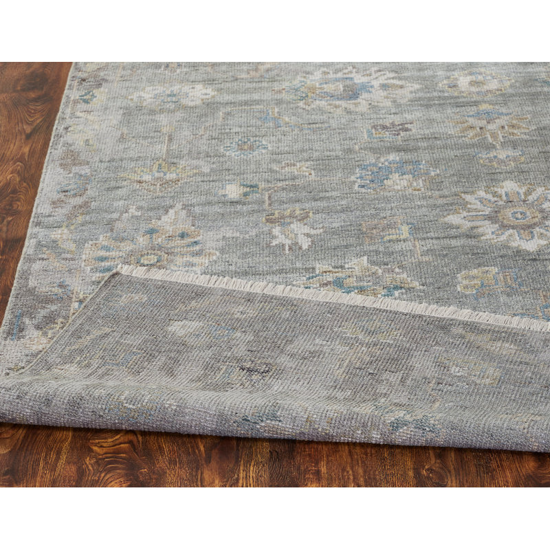 Aketzalli Hand Knotted Oriental Area Rug in Green, Rectangle 3' x 5'