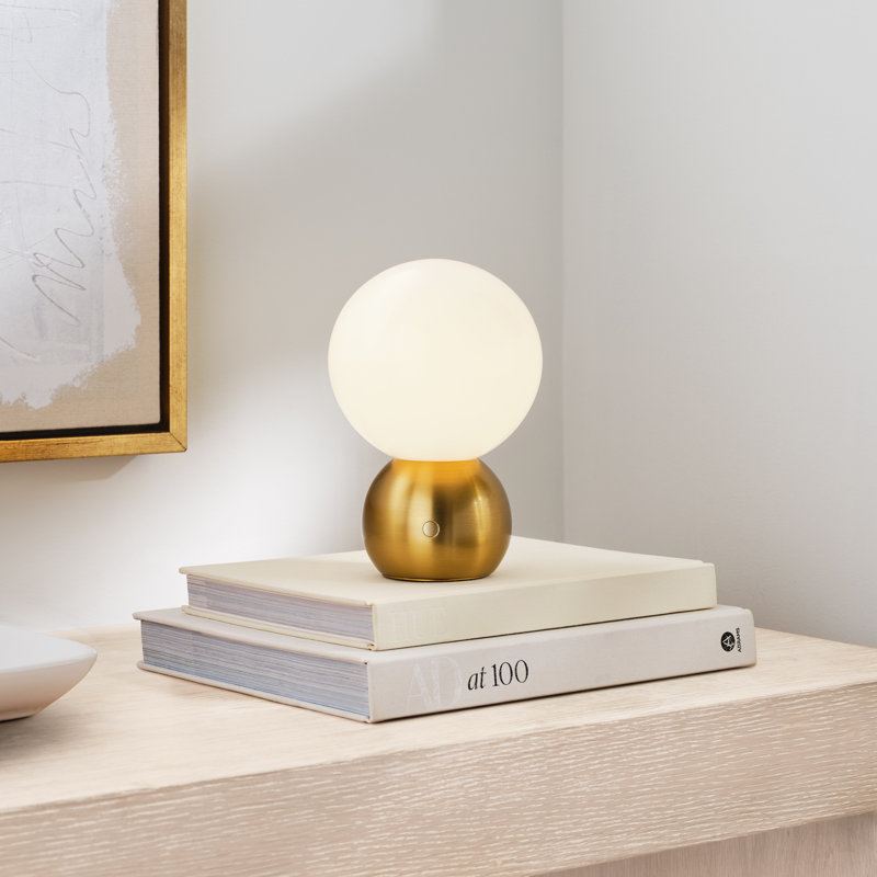 Suki LED Table Lamp, Gloss Black