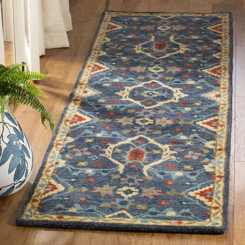 Wahcheechee Hand Tufted Wool Oriental Rug, Runner 2'3" x 8'