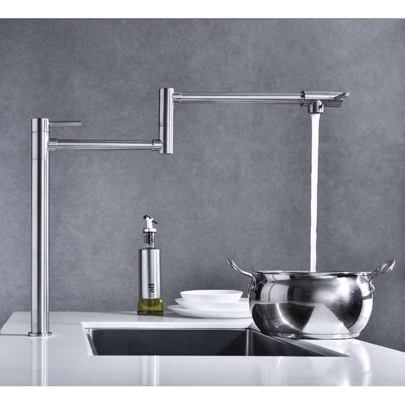 Robinet remplisseur rotatif avec accessoires