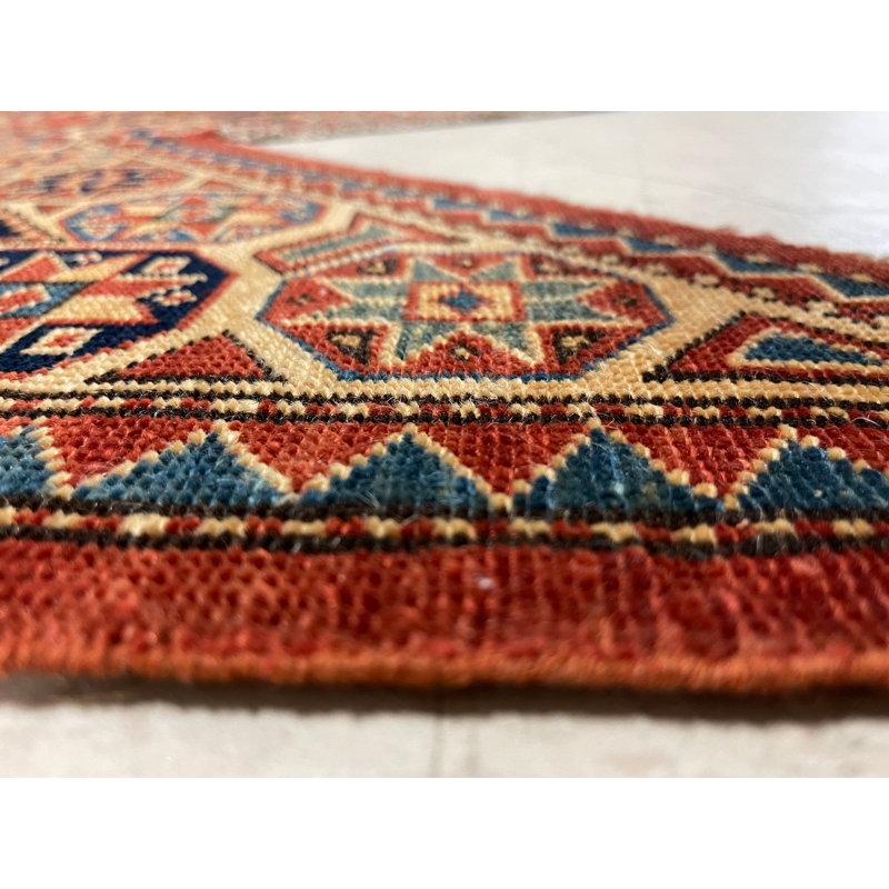 Tapis tribal unique en son genre
