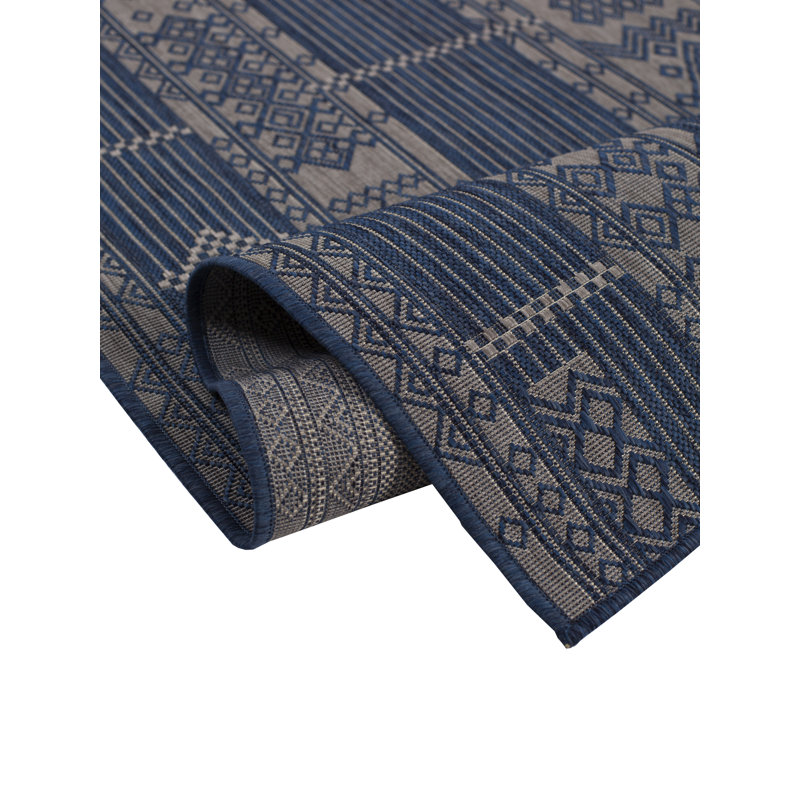 Walther Geometric Indoor / Outdoor Rug, Rectangle 5'3" x 7'6"