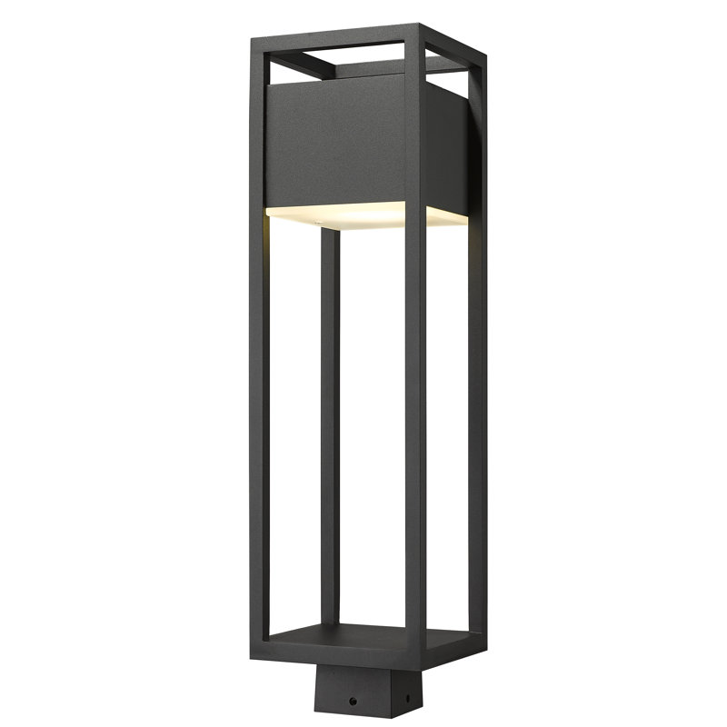 Tête de lanterne DEL câblée 1 lumière H 19,75 po Esquibel, H 25,75 po x l 7 po x P 7 po