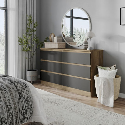 Sreyan Solid Wood 6 - Drawer Rectangle Accent Chest