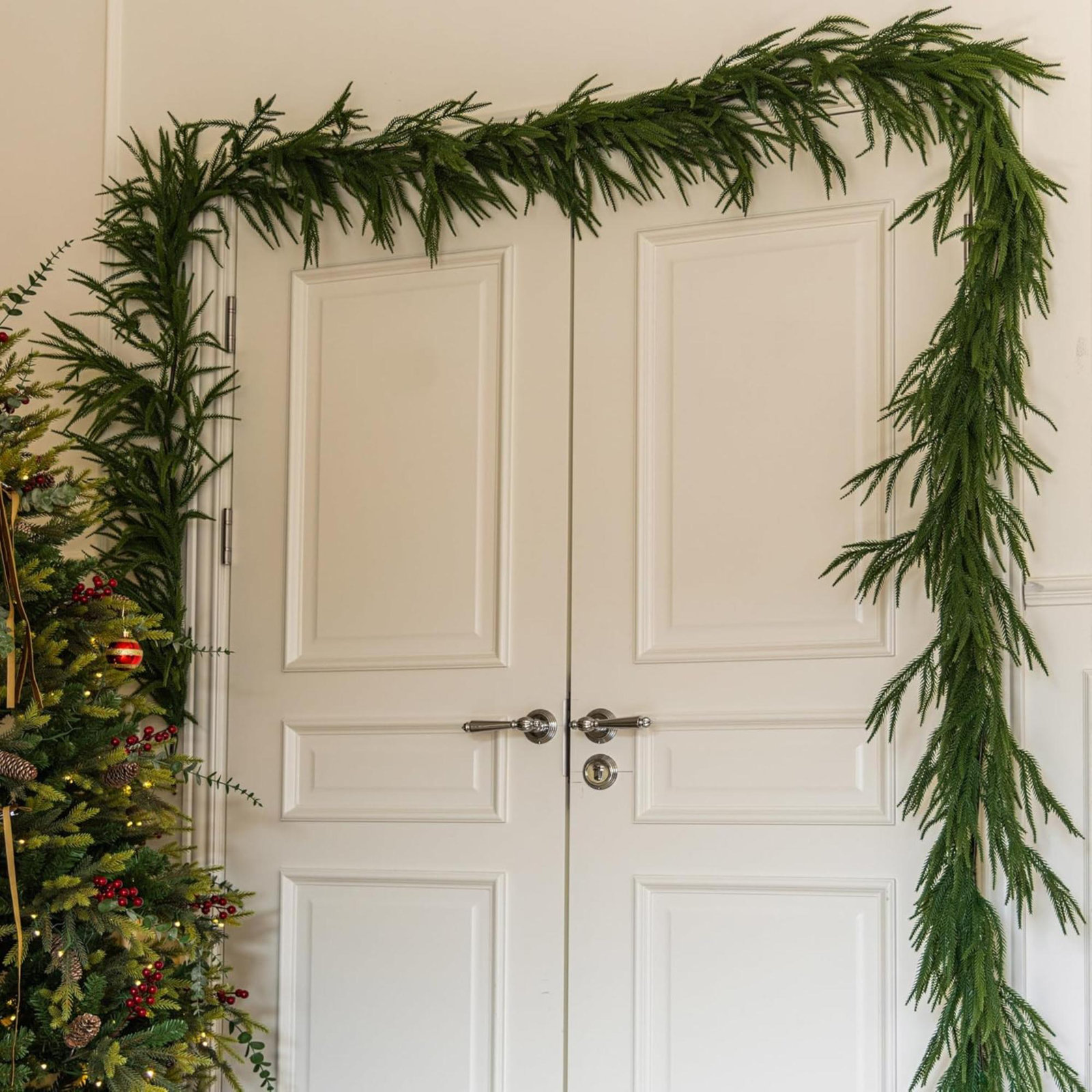 Norfolk Pine Christmas Garland, 14' L