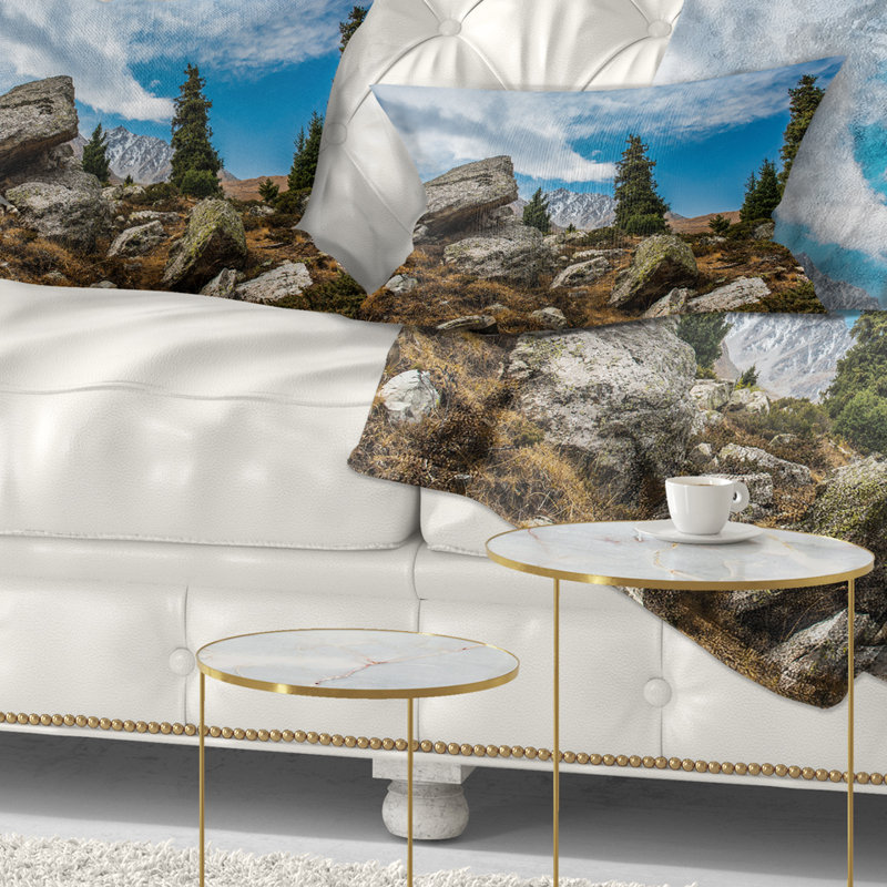 Coussin Schafer Mountains in Almaty