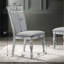 Ensemble de salle à manger 5 pièces, table à piédestal ronde avec 4 chaises, blanc vieilli et gris