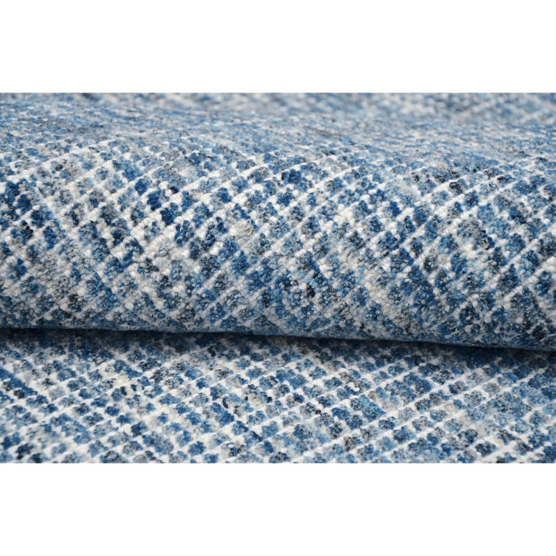 Area Rug in Blue/Gray/Beige, Rectangle 5' x 8'