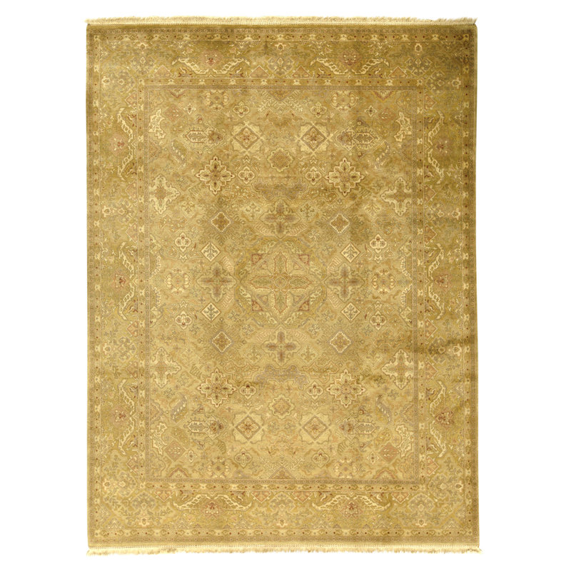 Hand Knotted Wool Oriental Area Rug in Gold