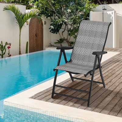 Outdoor Lounge Chair