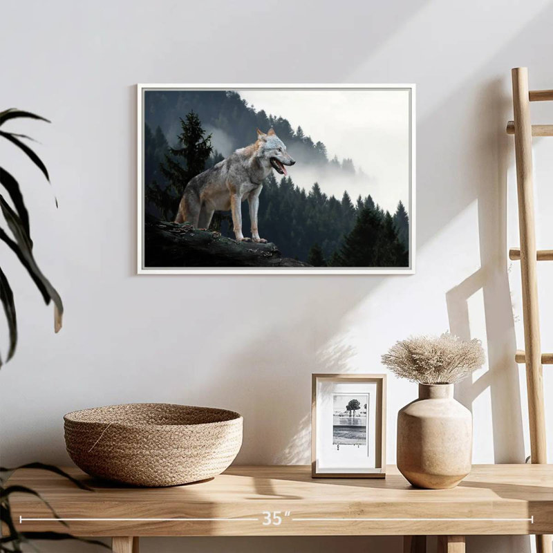 Loup des bois sur la montagne, 19 po x 13 po, Cadre flottant blanc