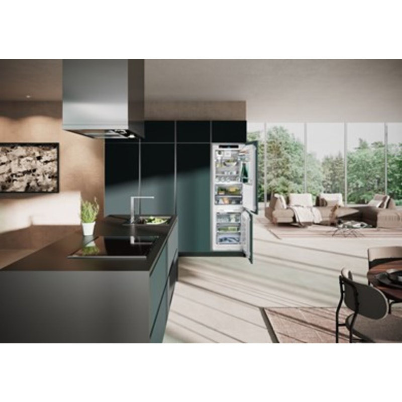 Liebherr 22.1'' W Built-in Bottom Freezer Refrigerator