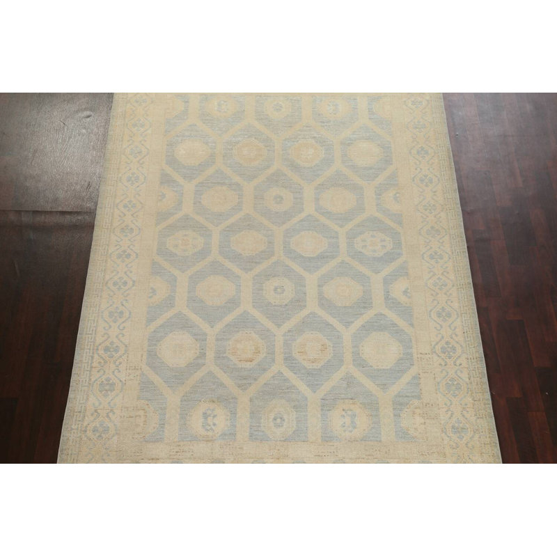Tapis oriental unique en laine à teinture végétale Khotan noué à la main 6 pi 8 po x 9 pi 9 po