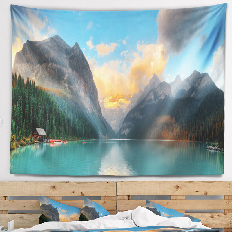 Tapisserie seascape lake louise banff park, H 32 po x l 39 po