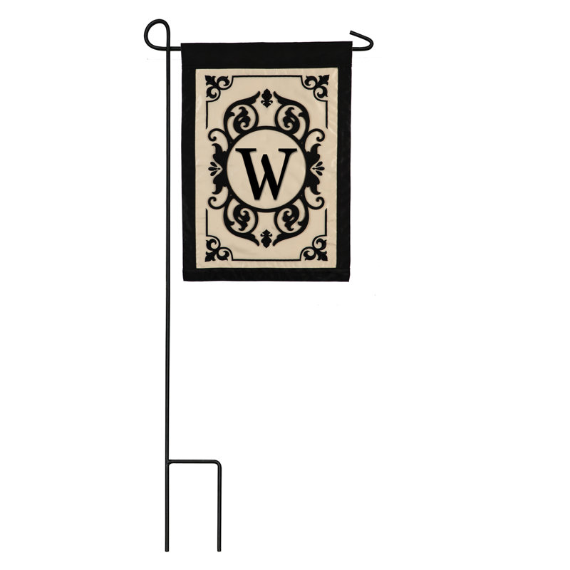 Drapeau de jardin en nylon 18 x 13 po Cambridge, W