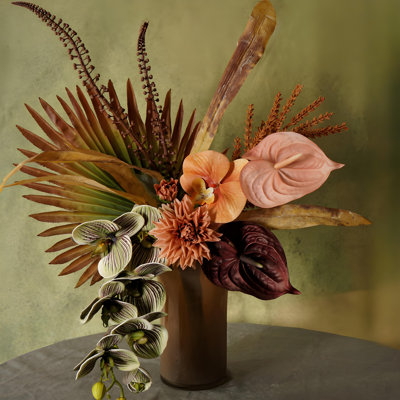 Ornements de fleurs simulées