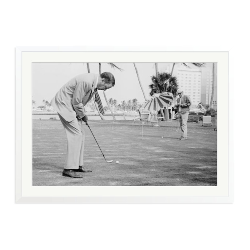 Frank Sinatra Golfing, White, 27" H x 38" W