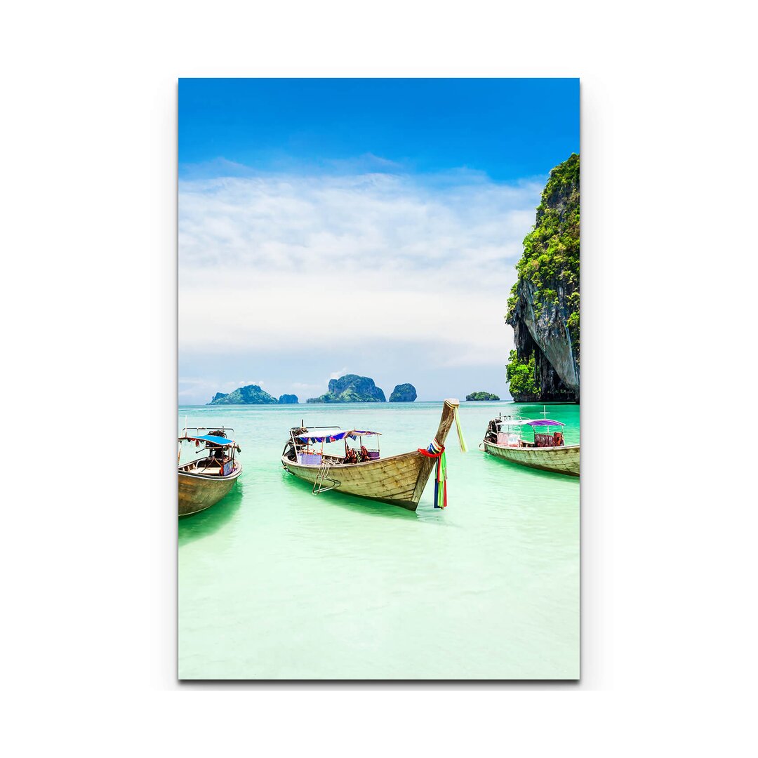 Leinwandbild Longtale Boote am Strand von Phuket  Thailand