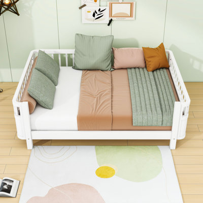 Wooden Platform Bed with Low Design and Slats